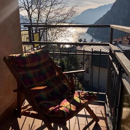 Casa Rocca * Castro (Lombardy)