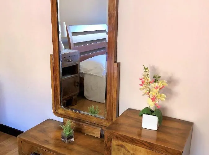 Апартаменты Casa Rocca Castro (Lombardy)